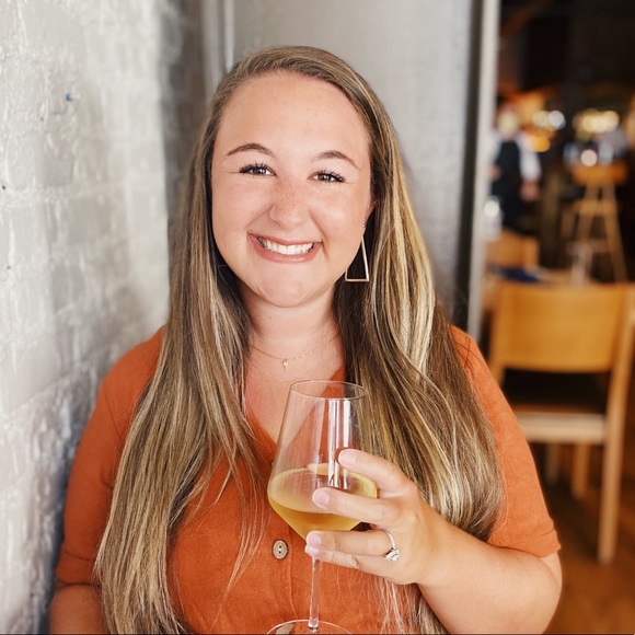 Meet your Posher, Shelby - Picture 1 of 1